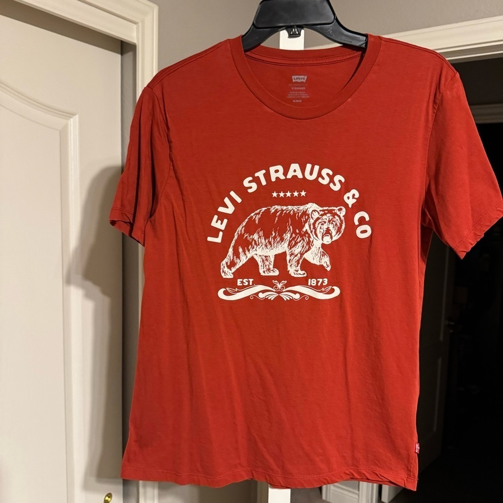 Levi’s Bear Red Short Sleeve T-Shirt